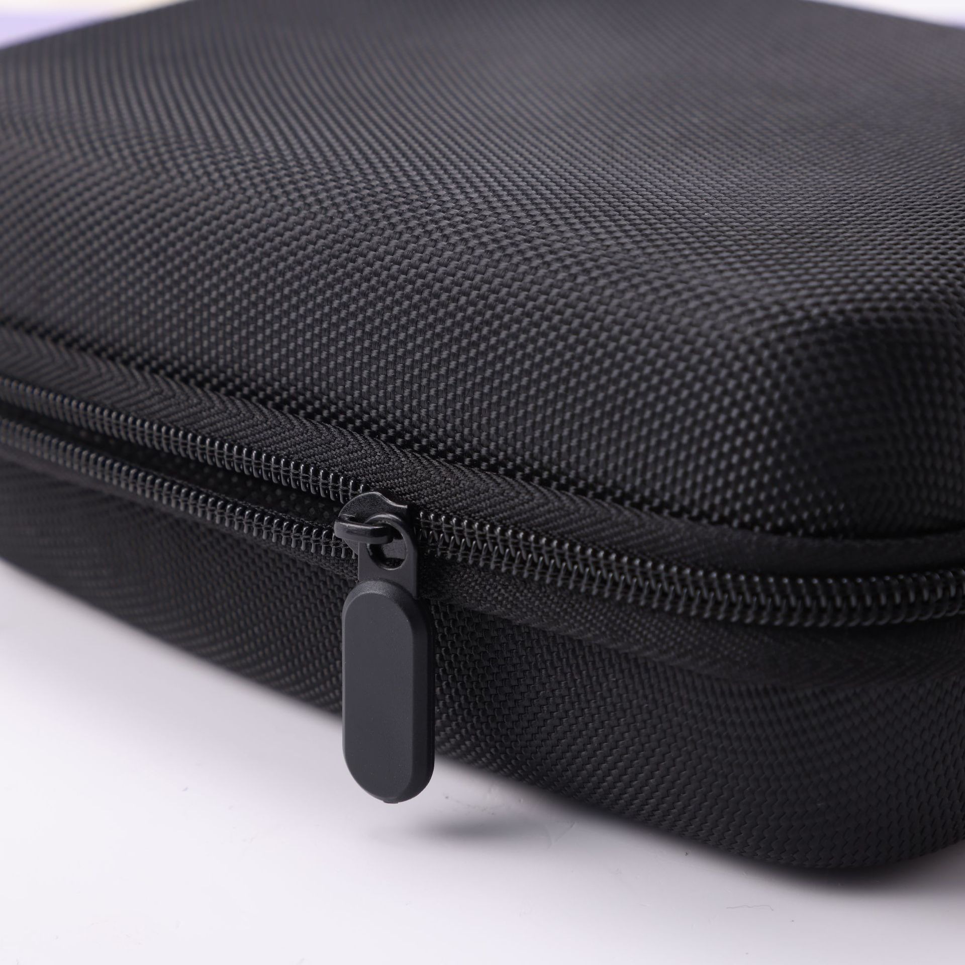 Earphone Data Storage Bag Oval - Tech Accessories Bag recension och pris